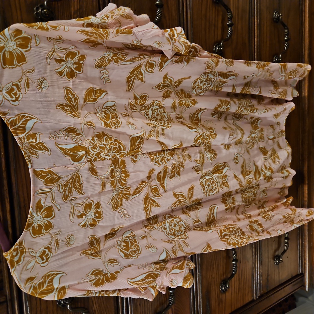 Lane Bryant pink top with flowers and ruffled shirt sleeves size 3X EUC - Picture 5 of 5